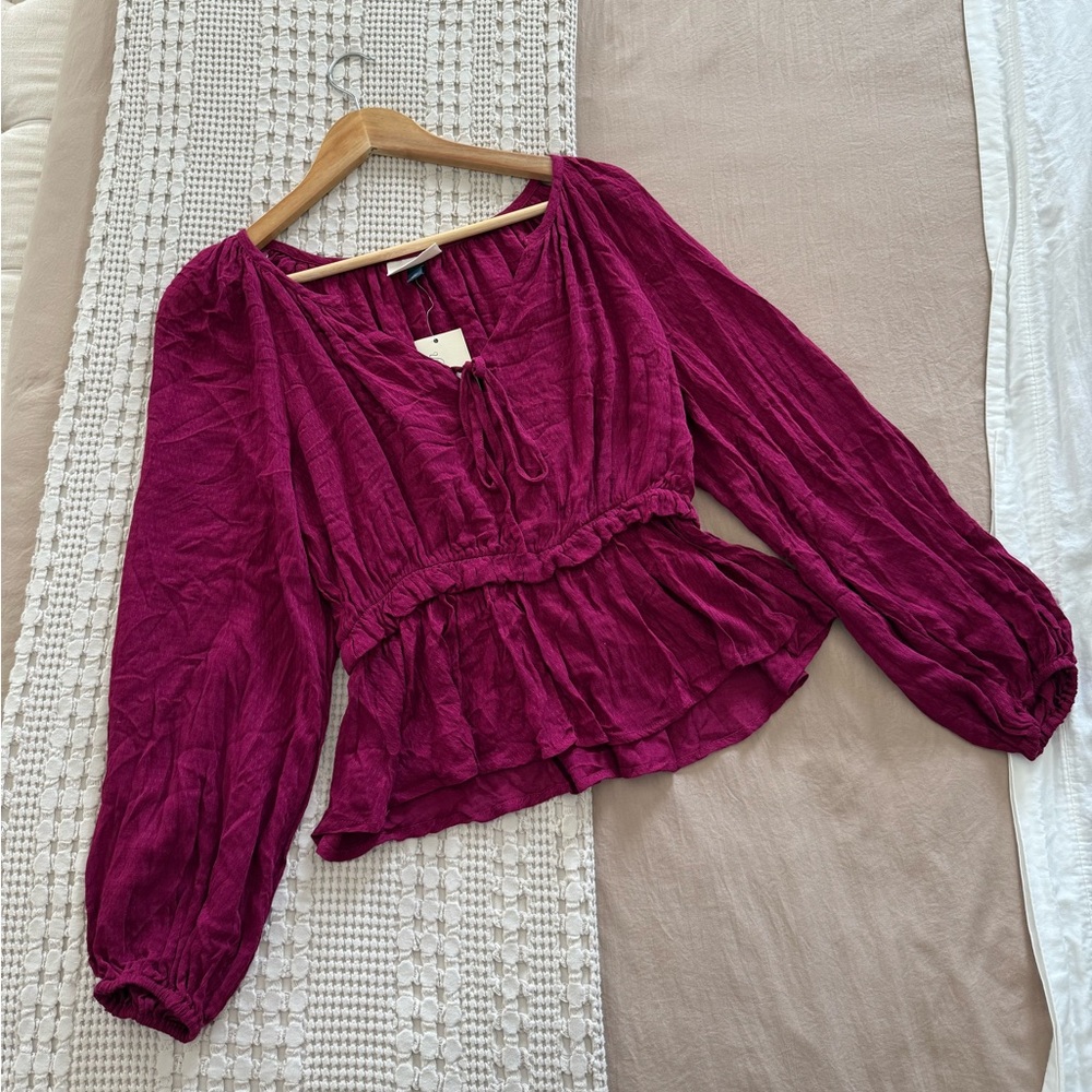 NEW Universal Thread Fuchsia Blouse with Long Sleeves‎ Size XS